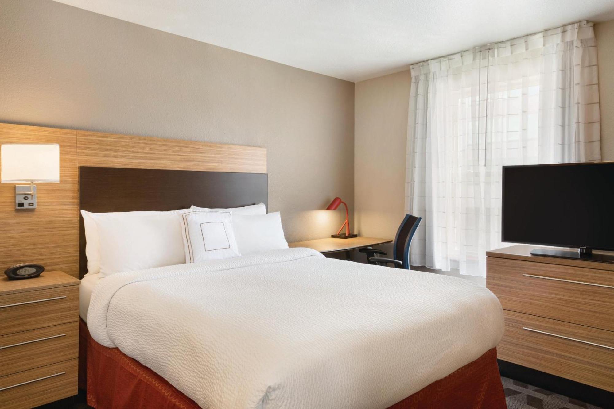 Towneplace Suites By Marriott Denver Downtown Экстерьер фото