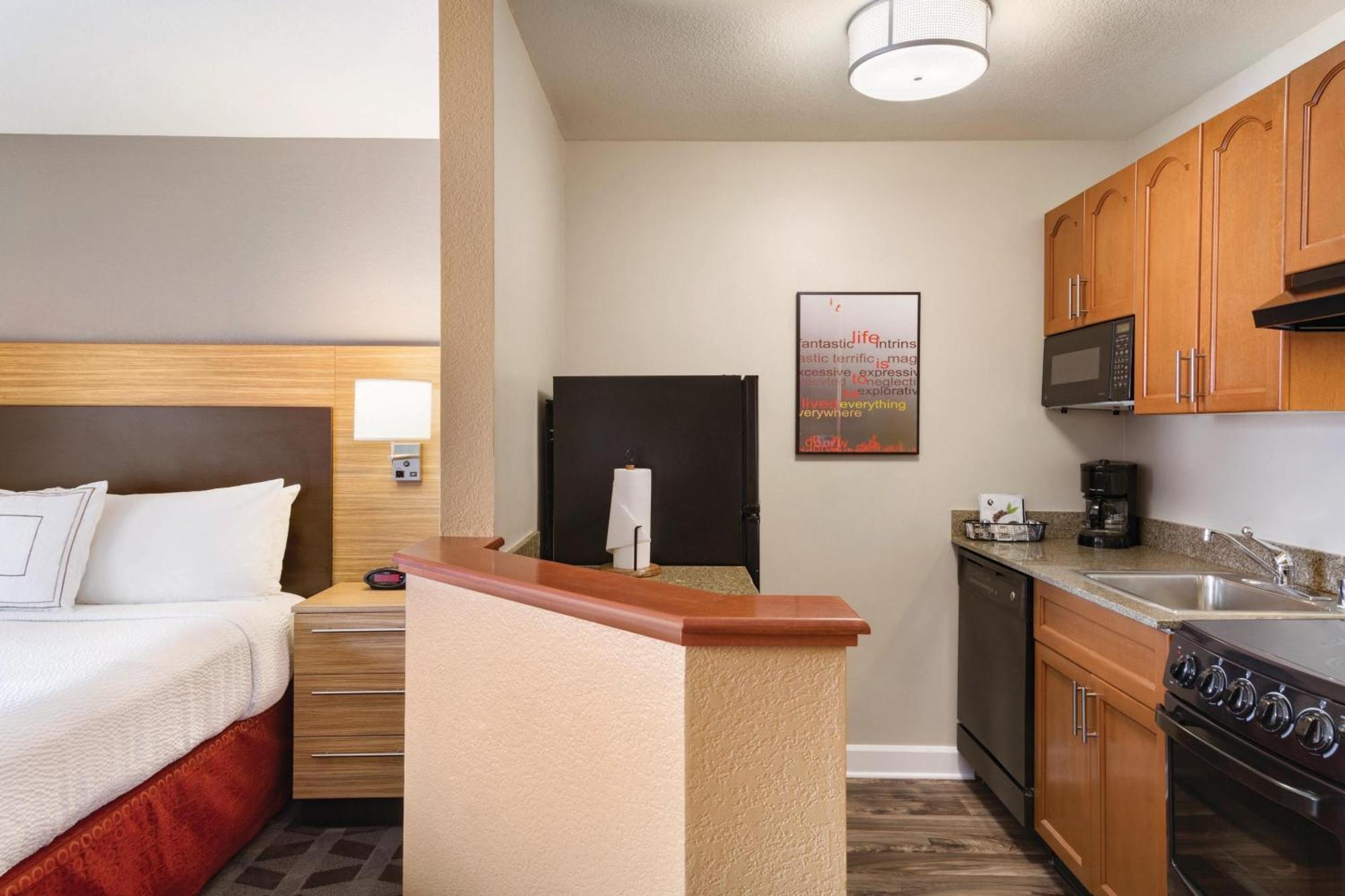 Towneplace Suites By Marriott Denver Downtown Экстерьер фото